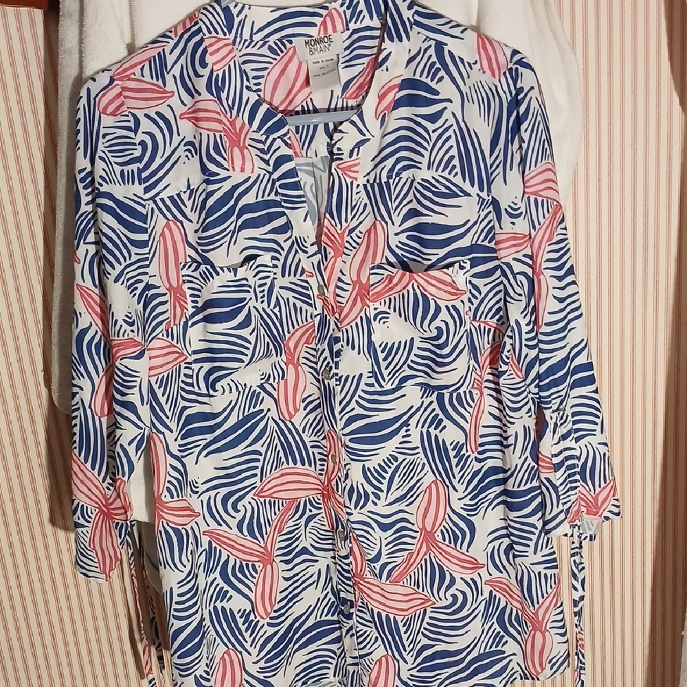 Monroe & Main Navy and Pink Tropical Print Tunic